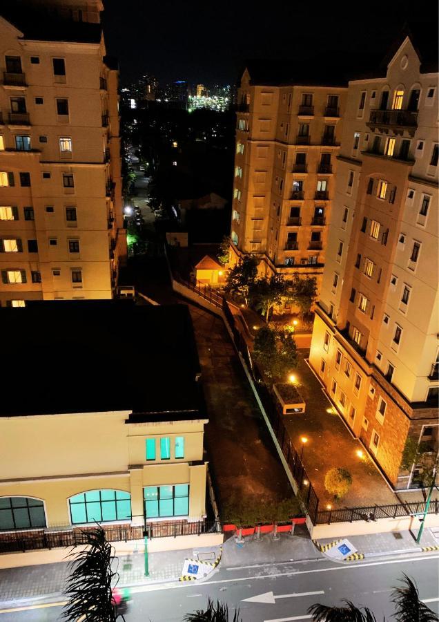 Two Palm Tree Villas Condominium - Studio 8Th Fl With Balcony - Across Terminal 3 Airport Pasay Kültér fotó